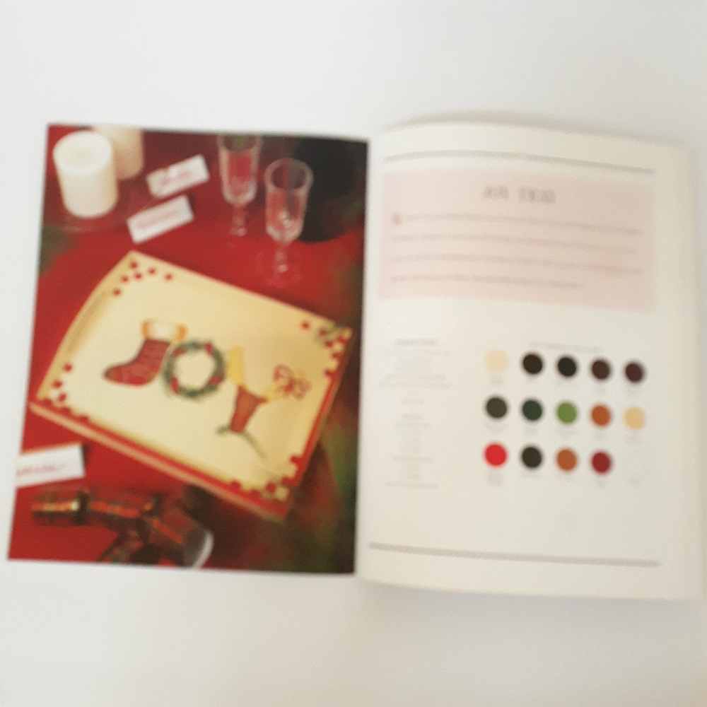 Easy Christmas Projects You Can Paint Book - Picture 2 of 5